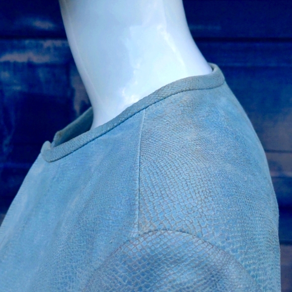 Tesori Ladies Zip Closure Genuine "Snakeskin" Leather Pale Blue Jacket/Coat - Picture 3 of 17